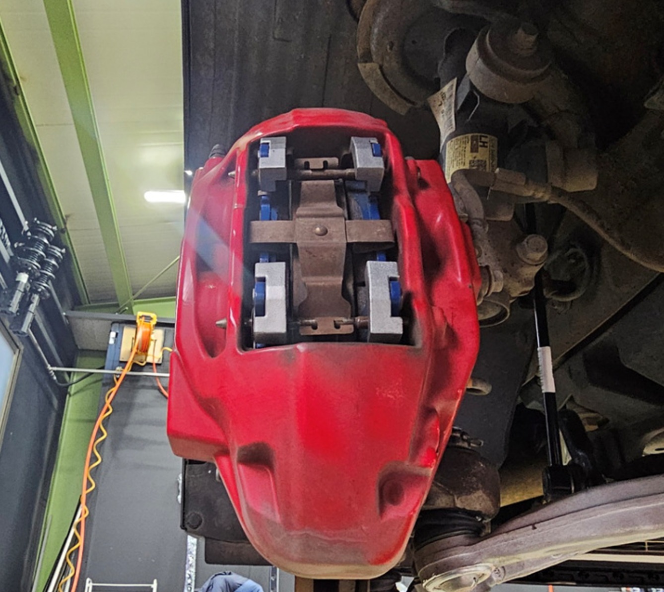 STINGER FRONT PAD REPLACEMENT d2